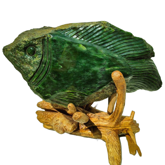 Author's jade sculpture "Fish from the depths of the ocean"